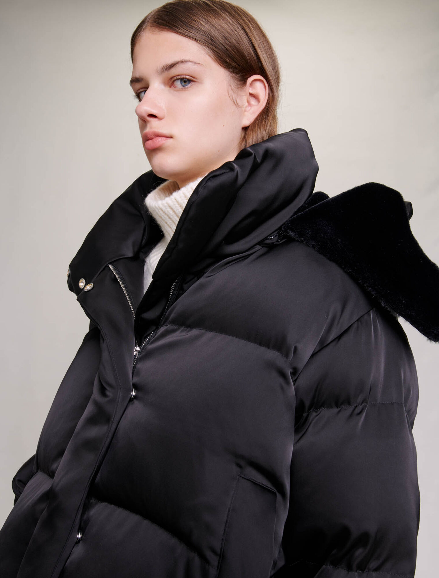 Short satiny quilted puffer jacket
