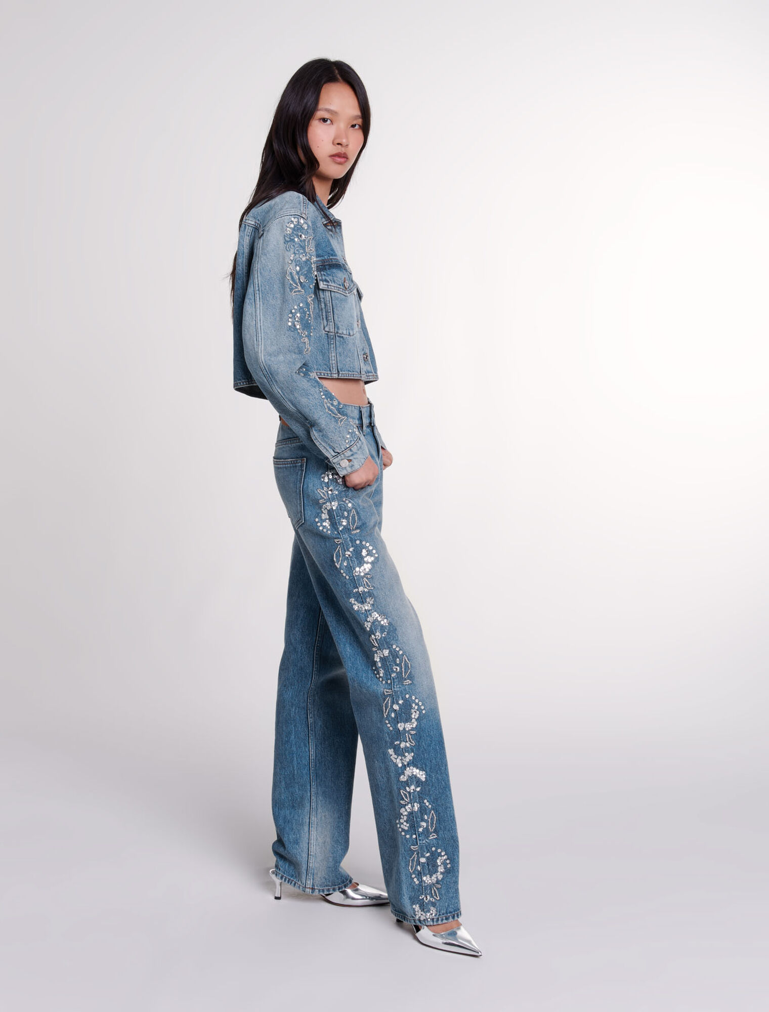 Blouson en denim brodé 