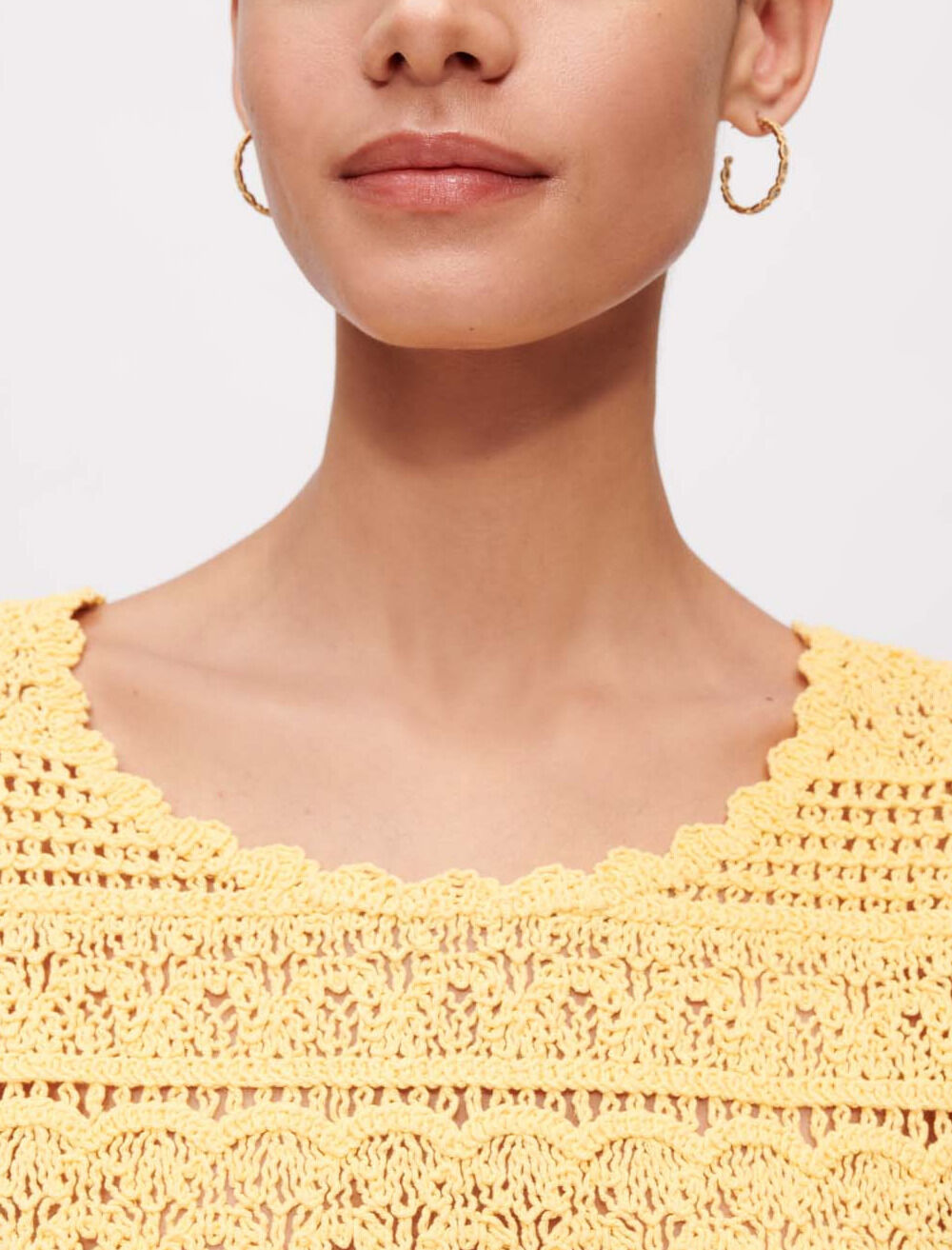 Crochet knit top with fringing