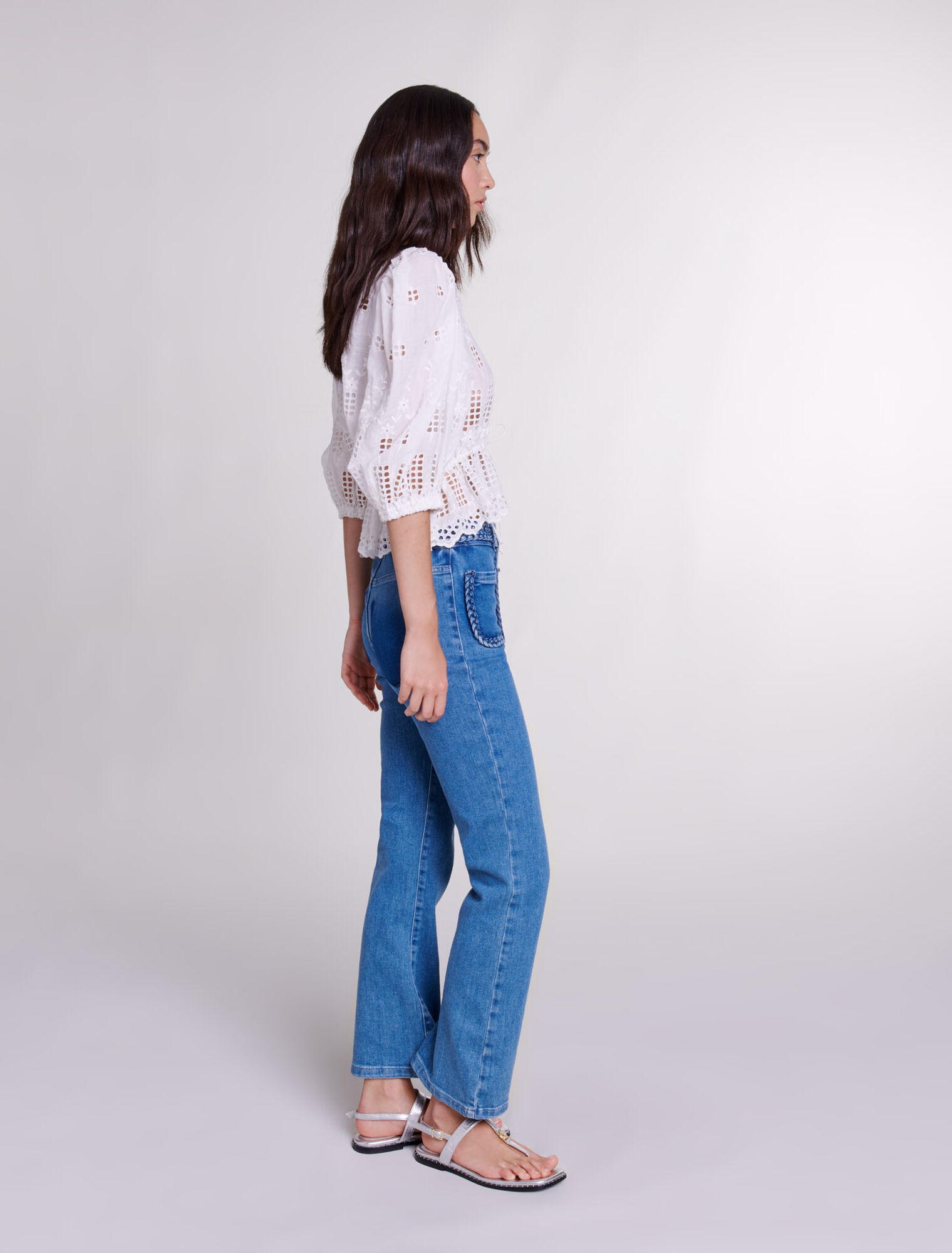 Jeans con detalles trenzados