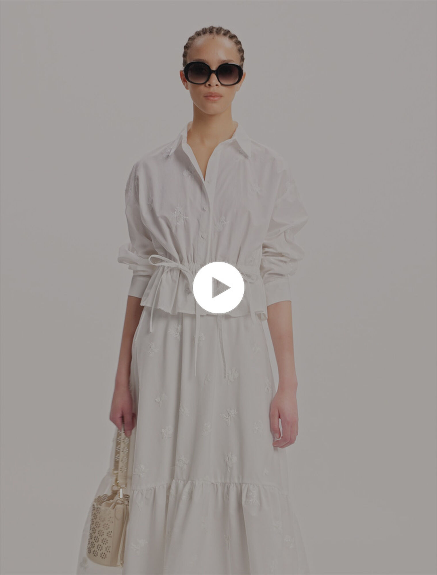 Chemise courte brodée