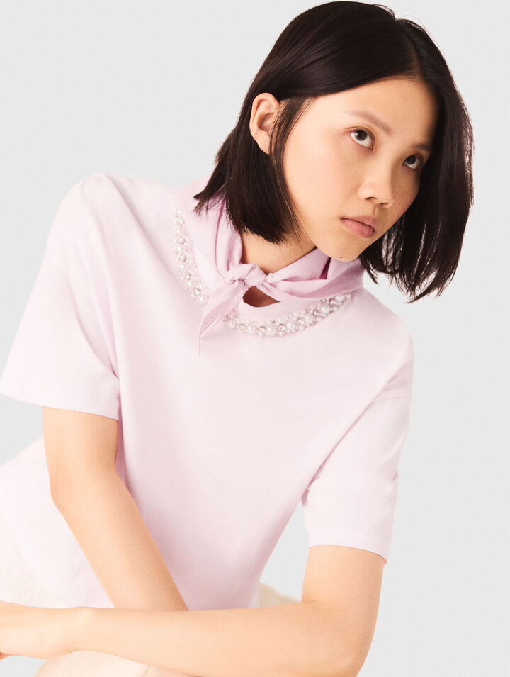 Jewellery neck T-shirt