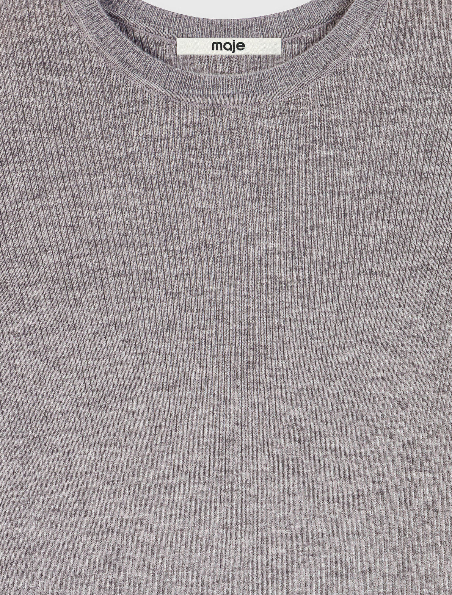 Fitted crewneck sweater