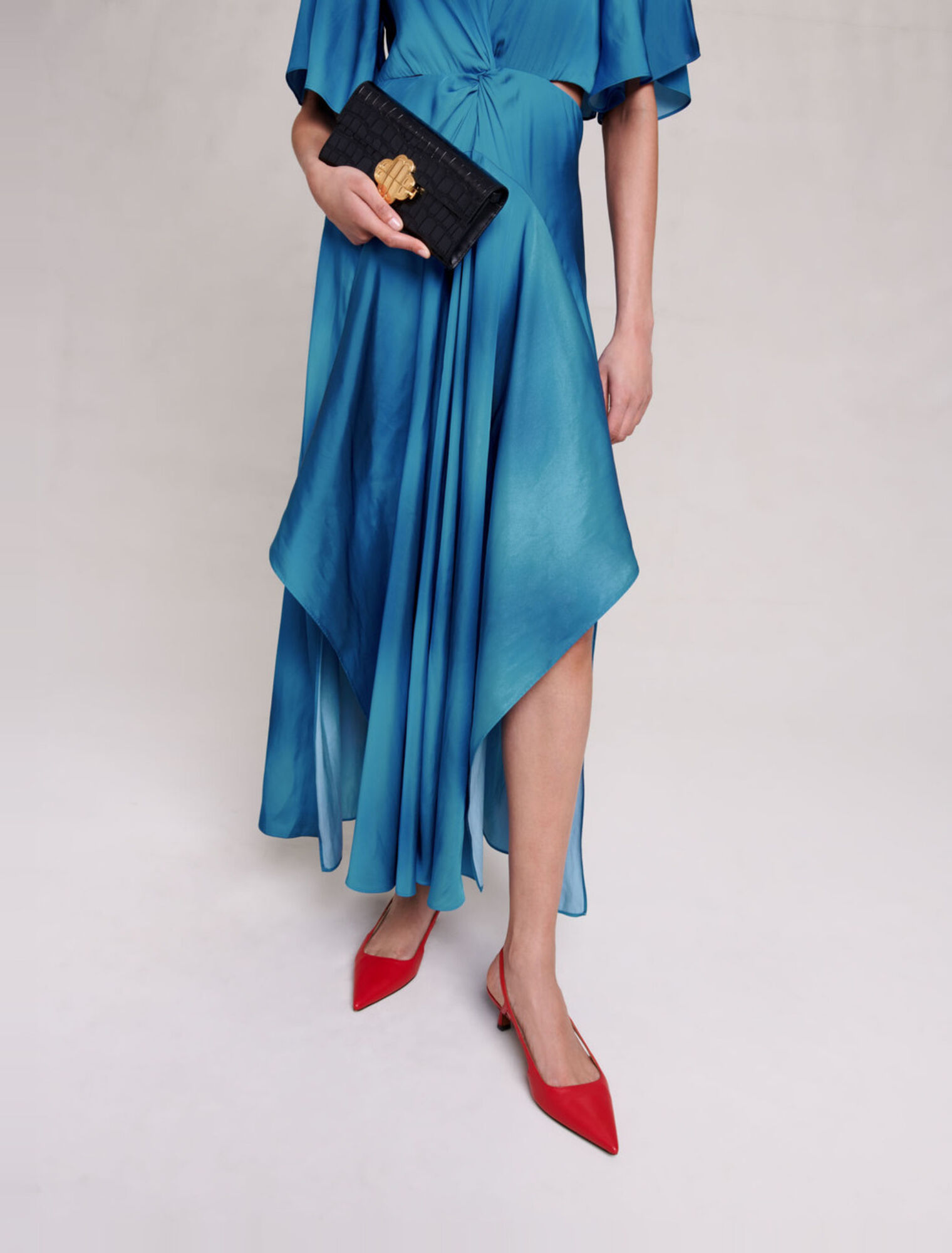 Robe longue en satin