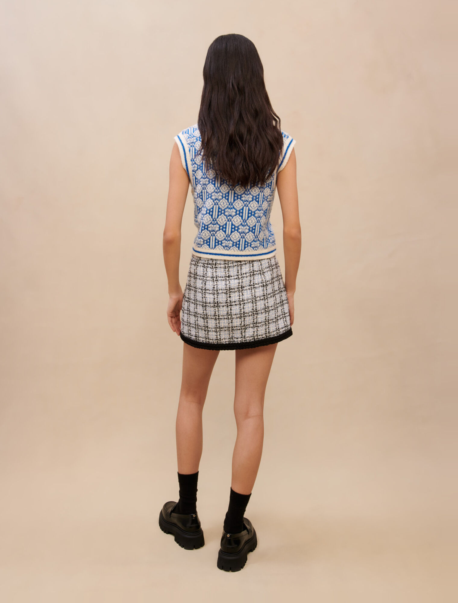 Sleeveless jacquard sweater