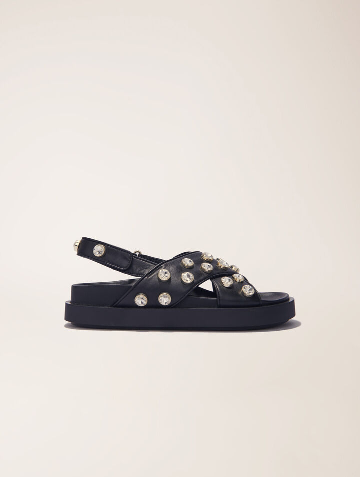 Sandales plates en cuir et strass