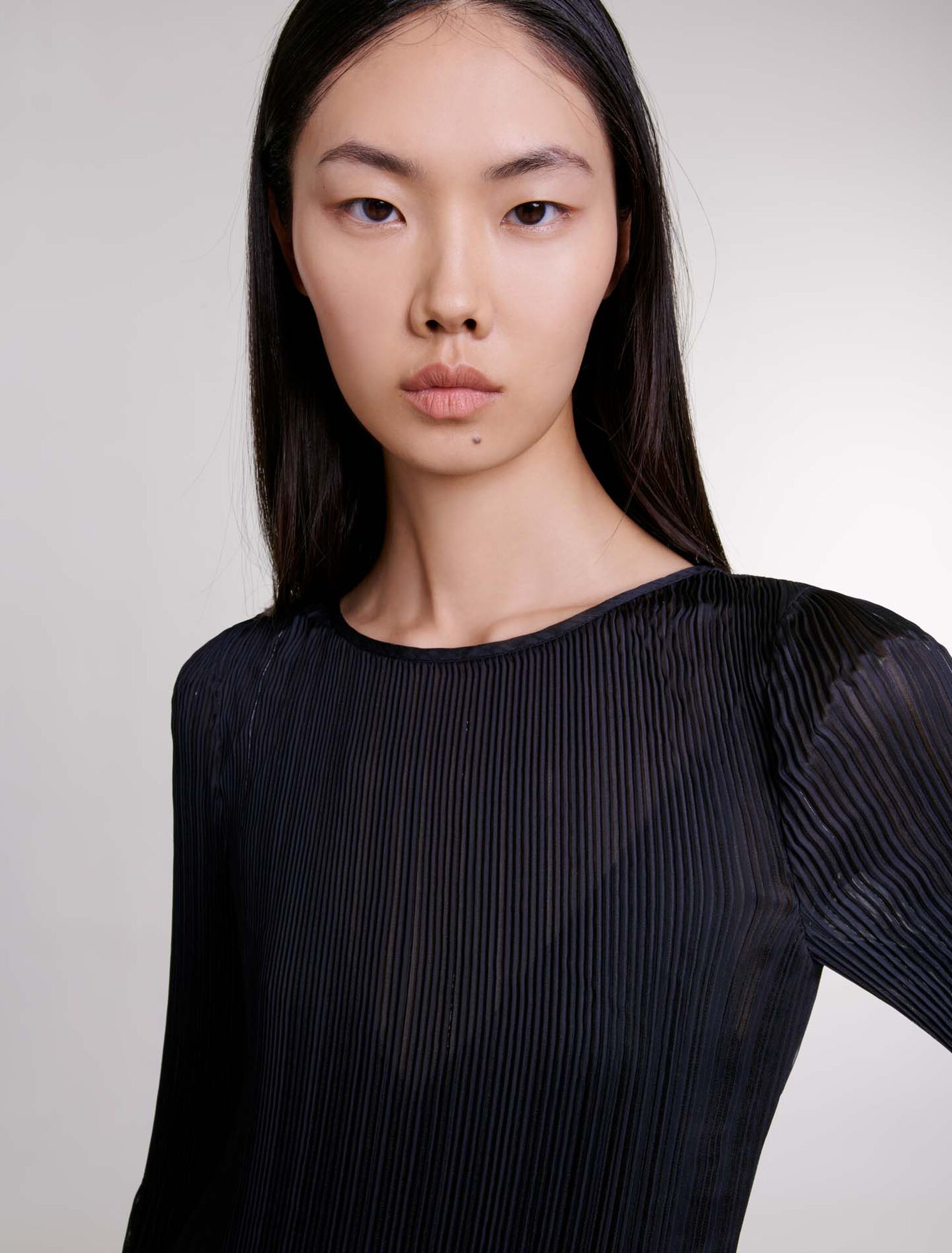 Robe courte plissée