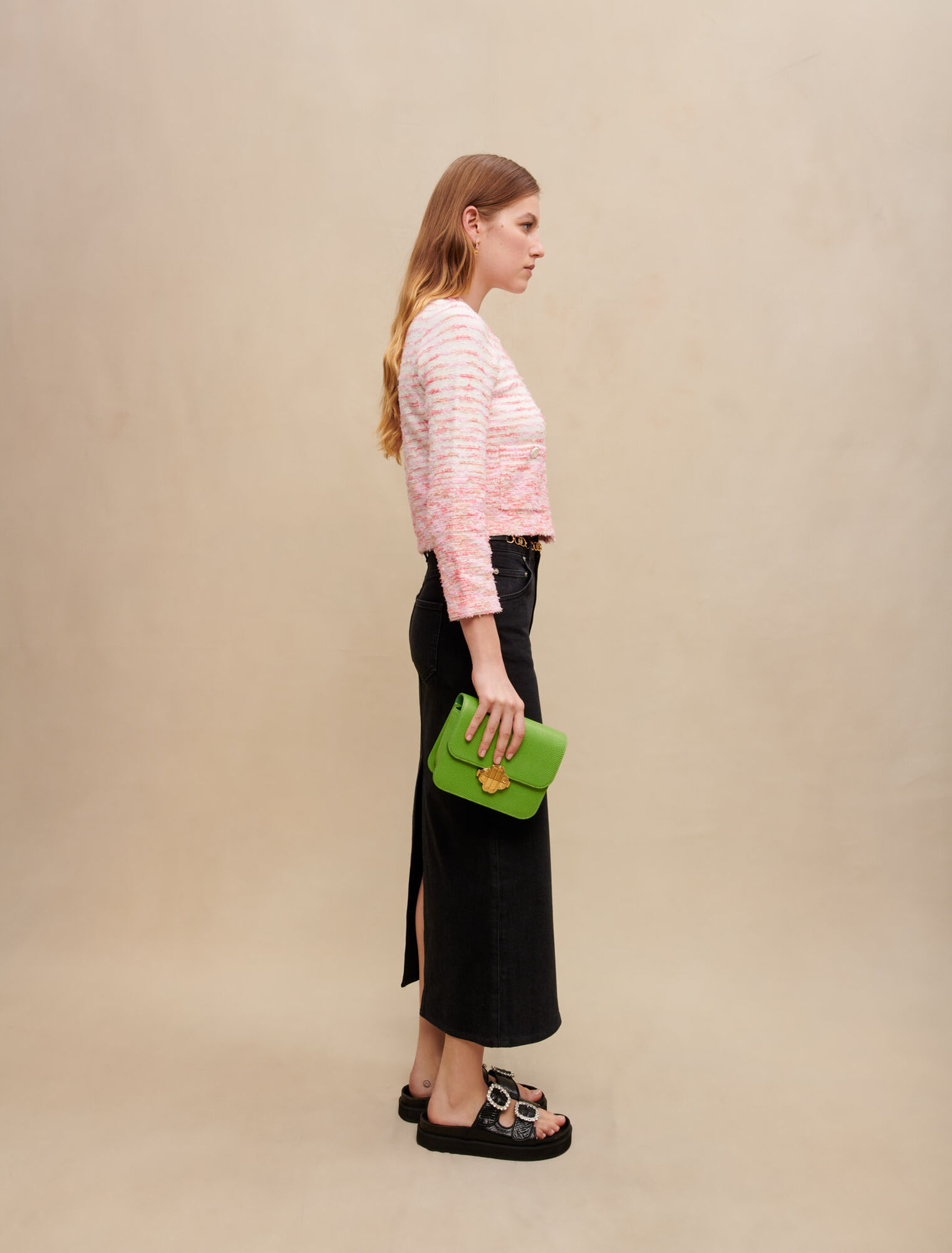 Cardigan with contrasting threads
