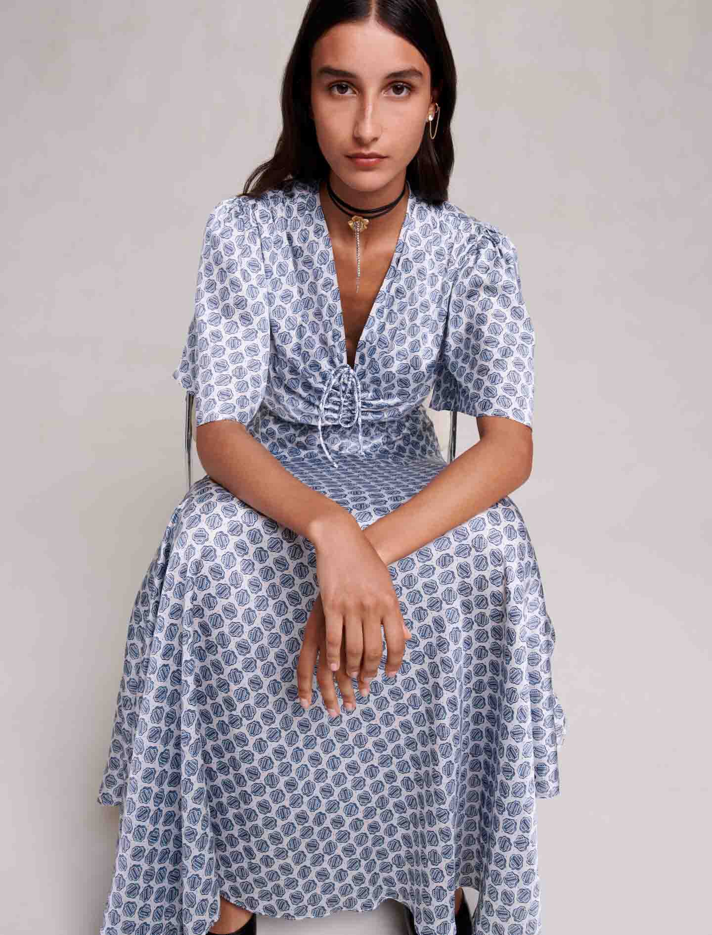 Long asymmetric satin dress Printed For Women | Maje