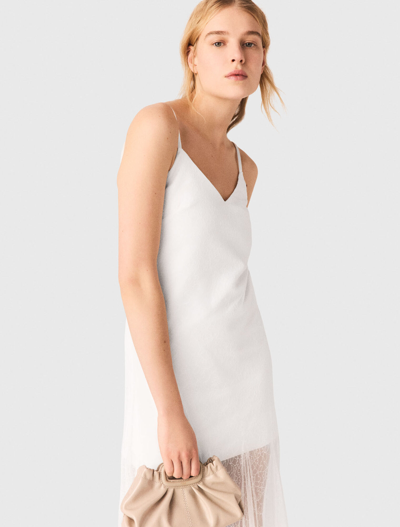 Robe en taffetas et dentelle