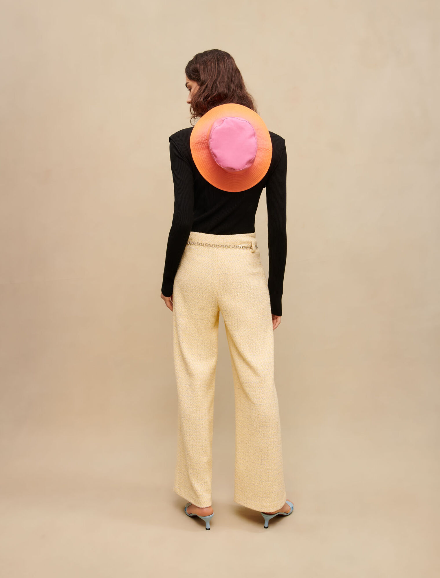Pantalon ceinturé en tweed jaune