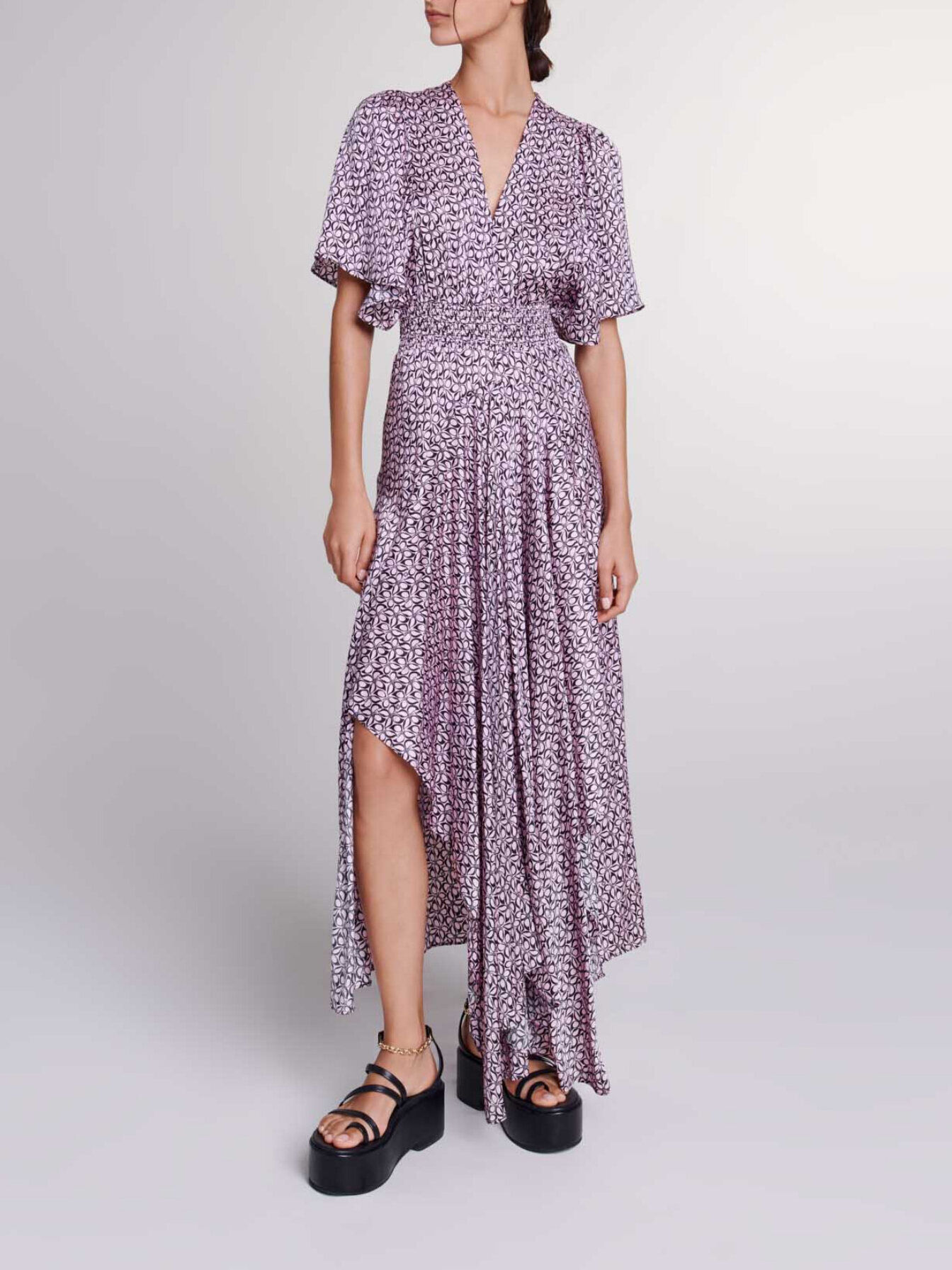 majeページ Satin-look patterned maxi dress Pink For Women | Maje