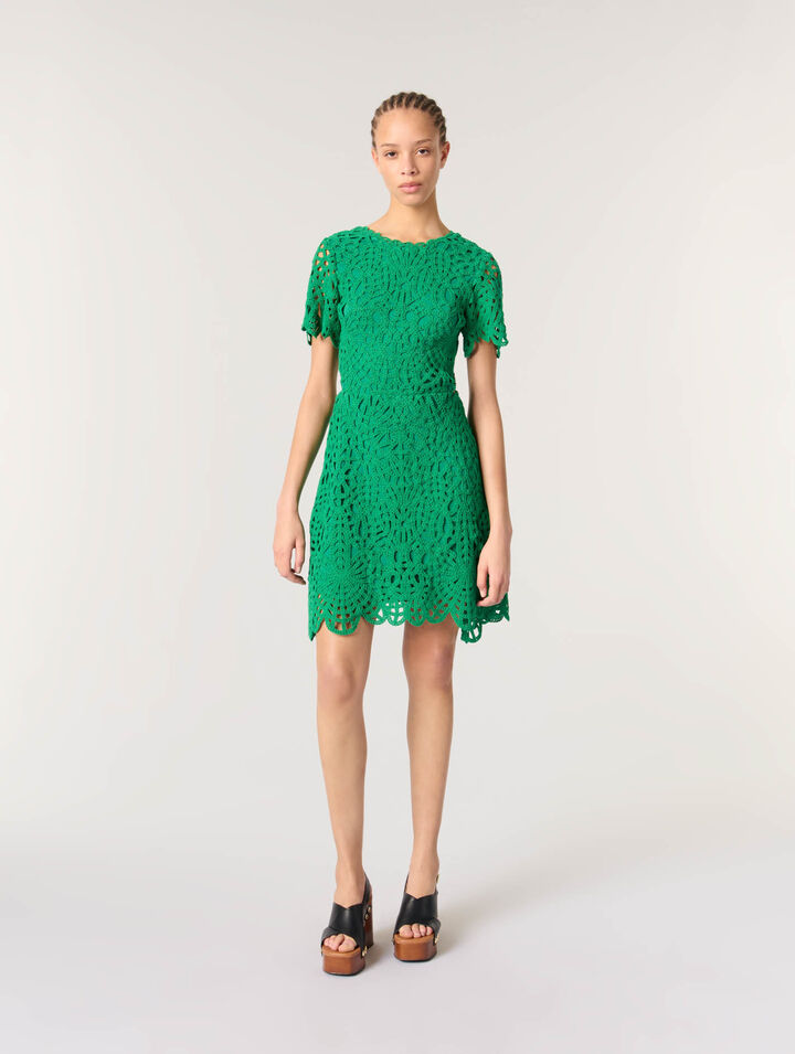 Robe courte en crochet