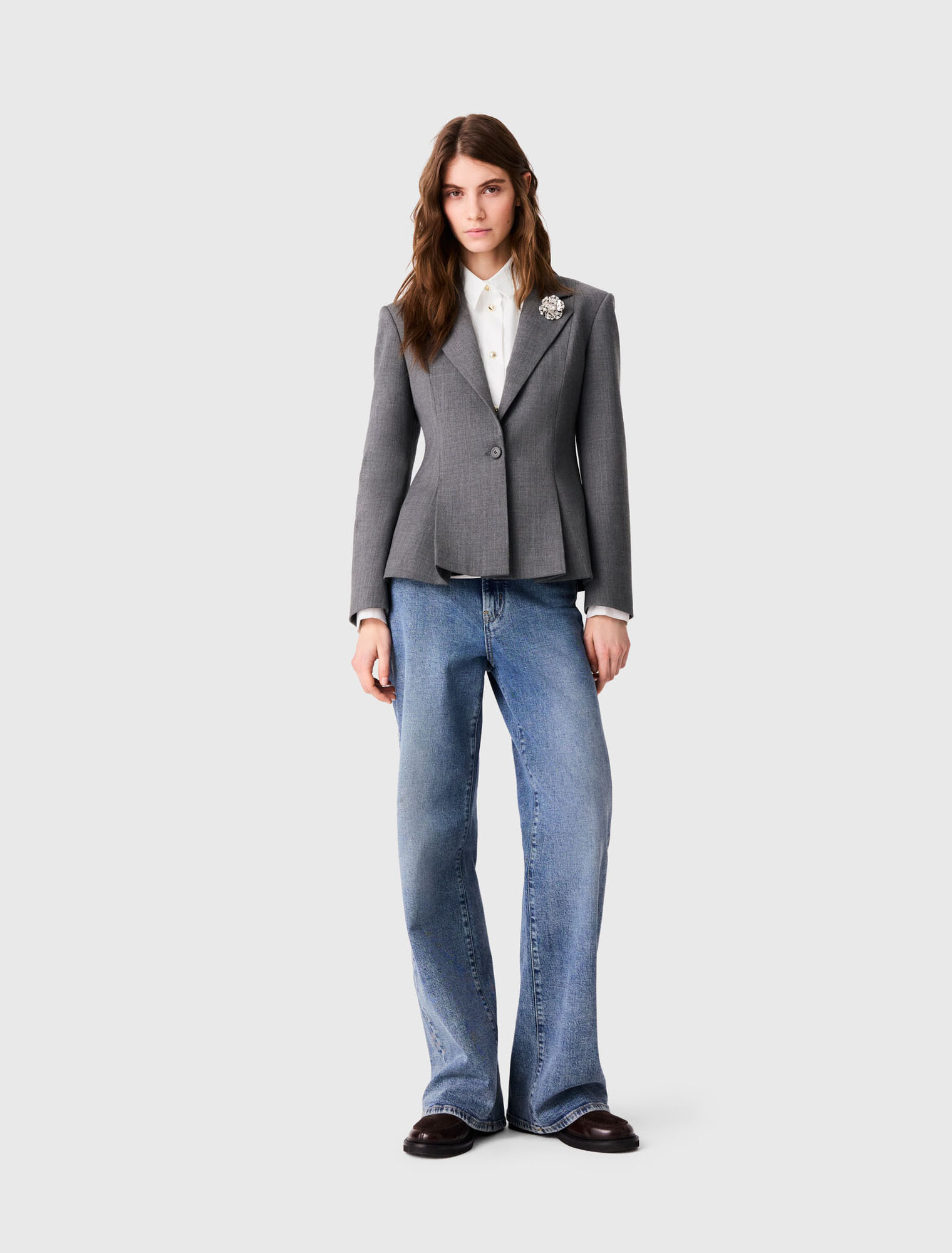 Short Bar-style suit jacket