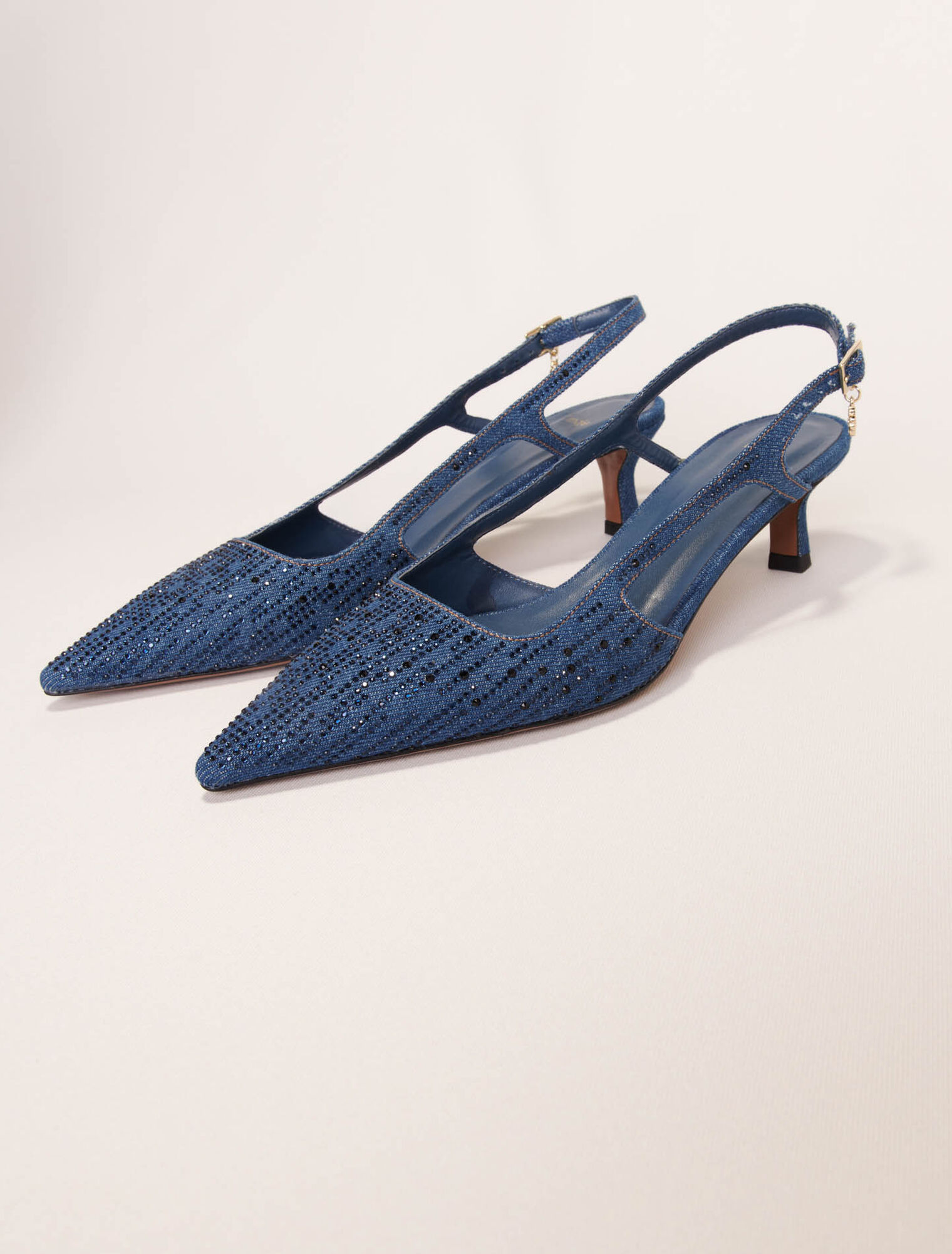 Escarpins slingback en denim strassé