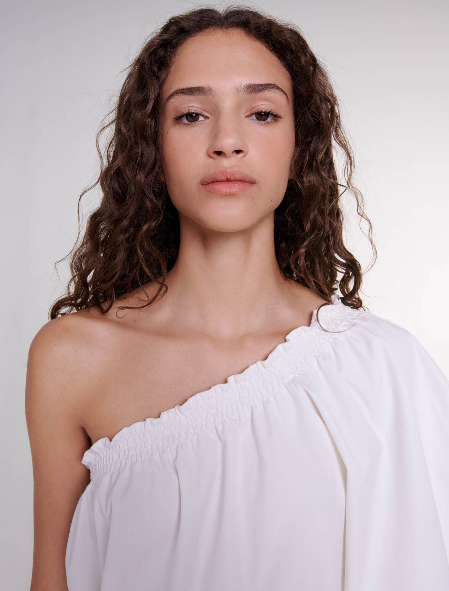 Top asymétrique
