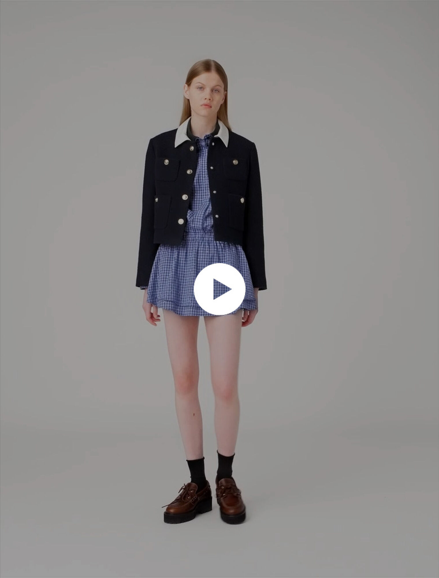 Short tweed jacket, removable col