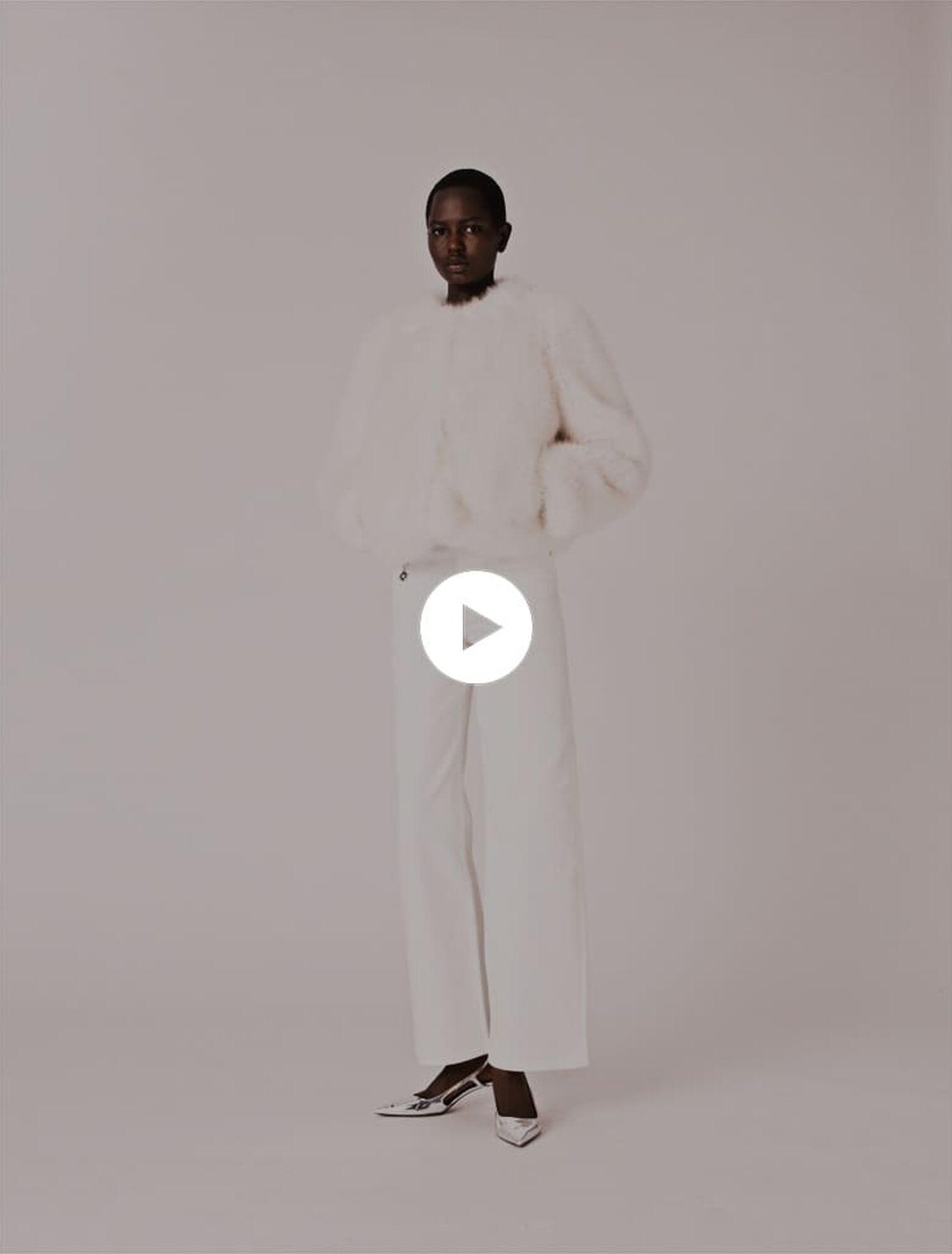 Blouson court en fausse fourrure