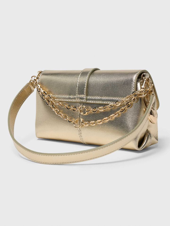 Miss M walk m&eacute;talis&eacute;