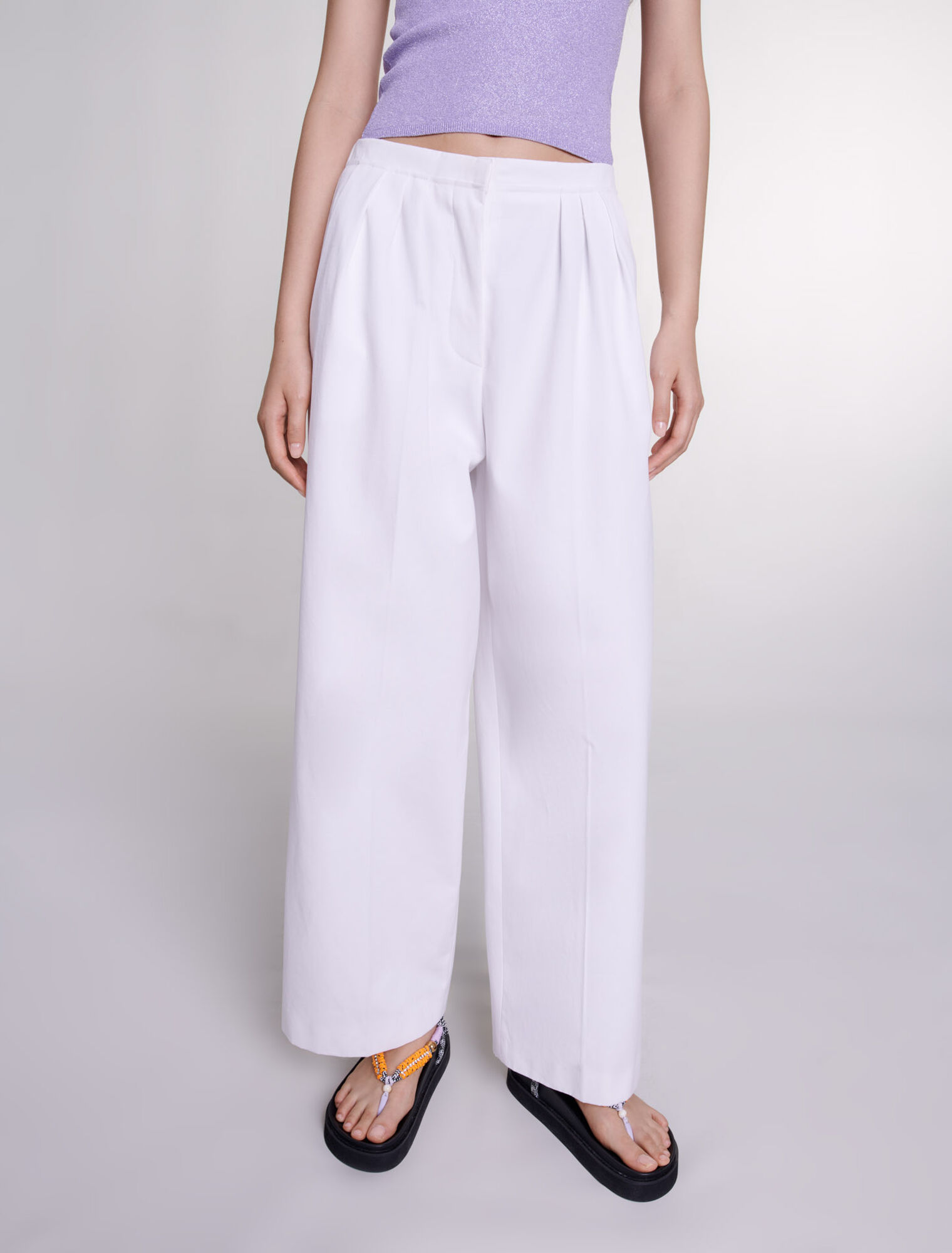 Wide-leg trousers