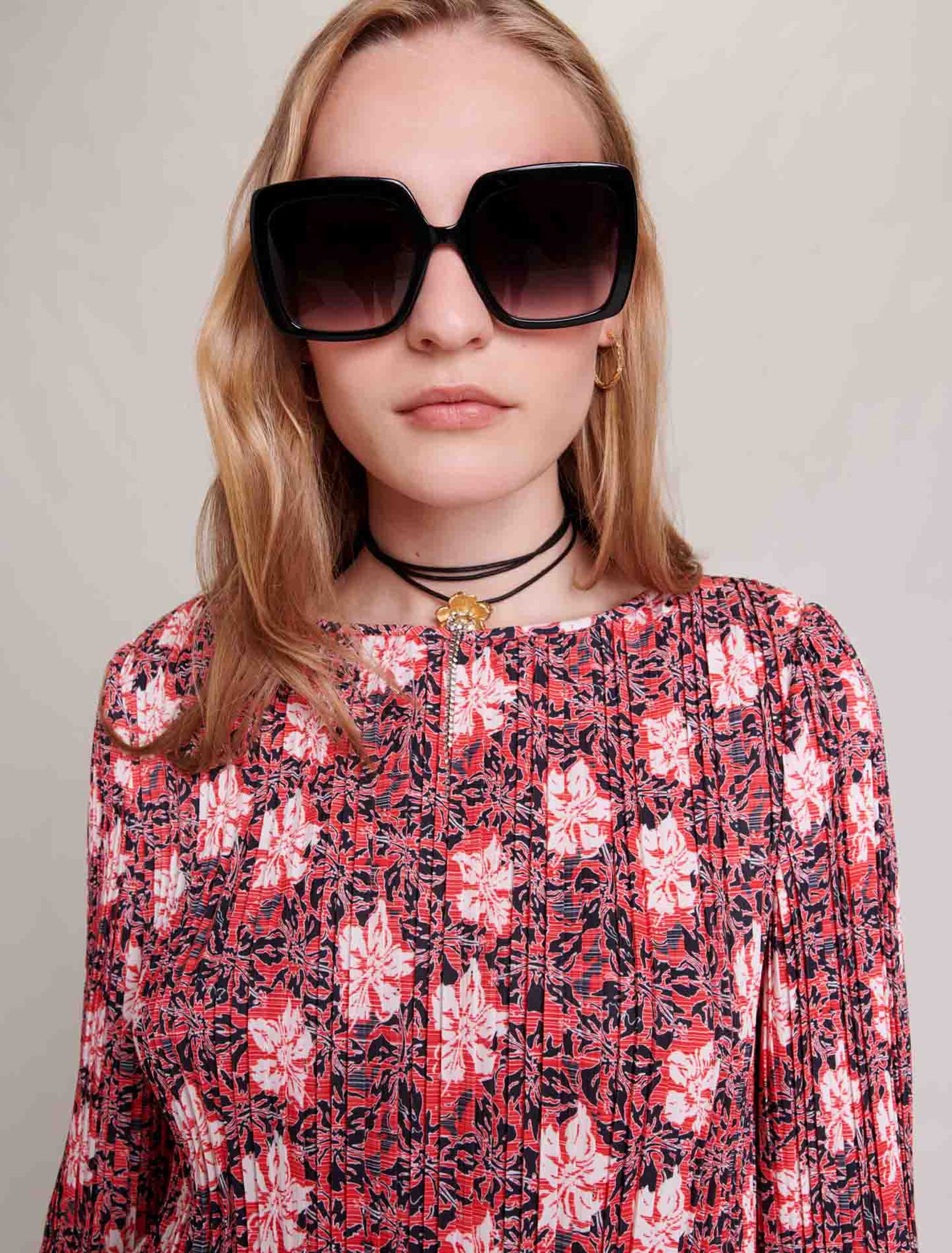 Robe courte à fleurs