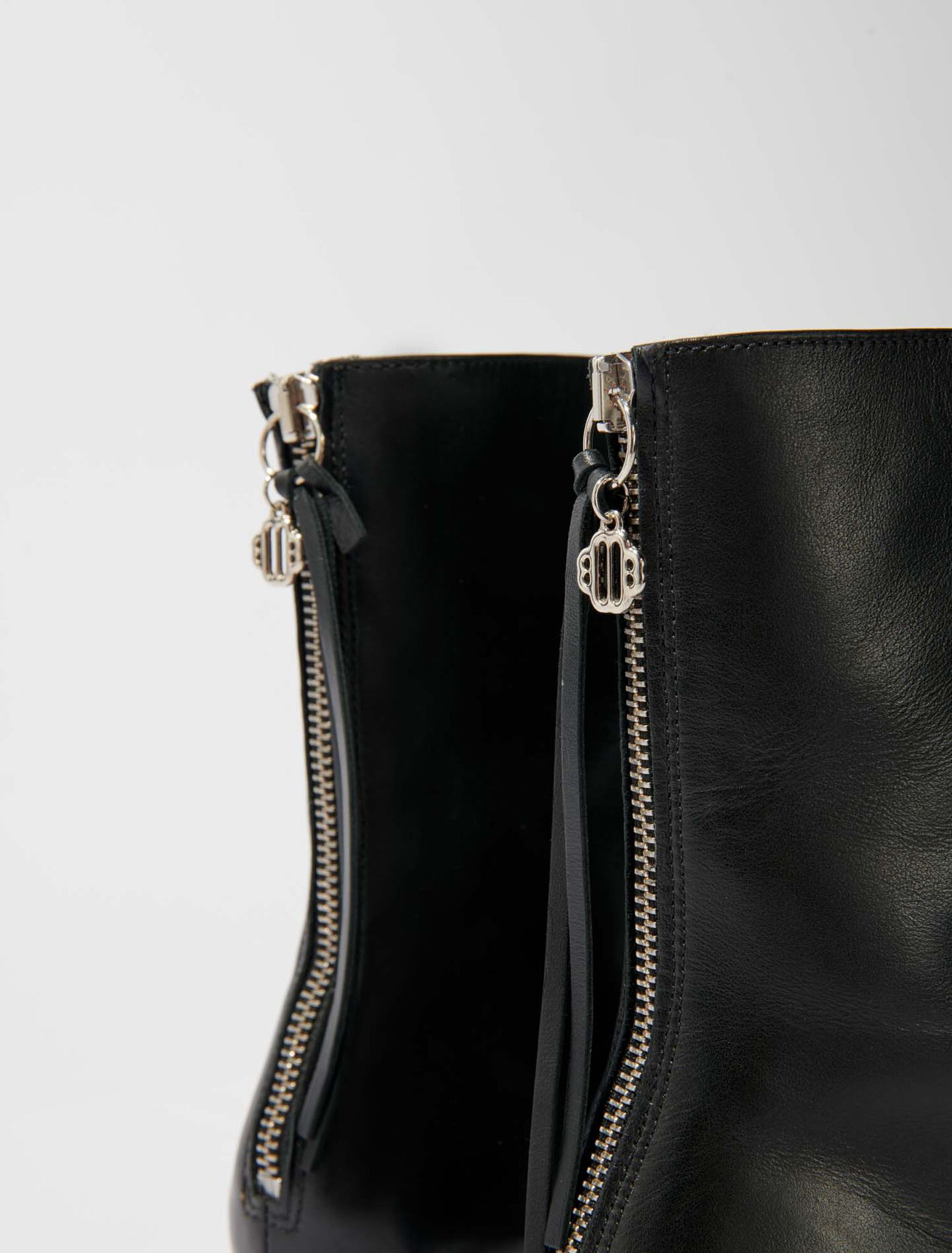 Bottines à bout pointu