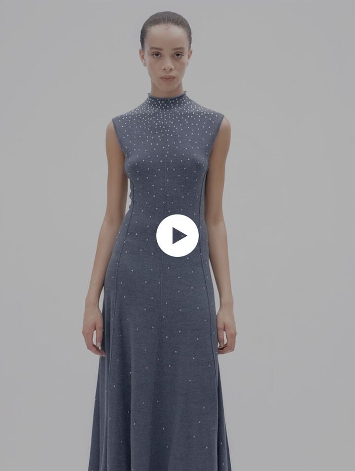 Robe longue en maille &agrave; strass