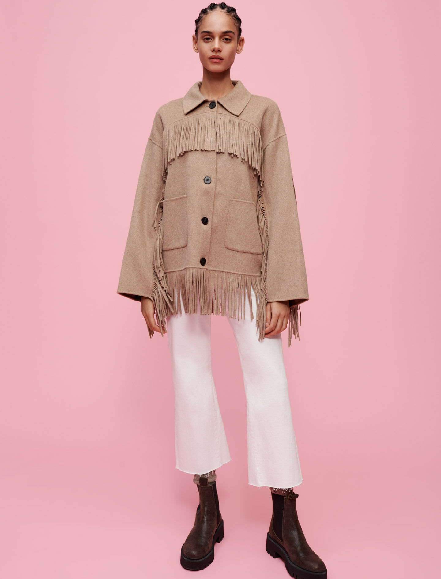 Double faced coat with fringing