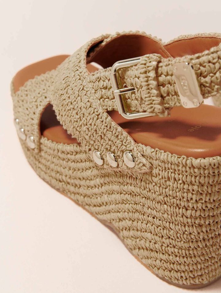 Wedge sandals with raffia effect