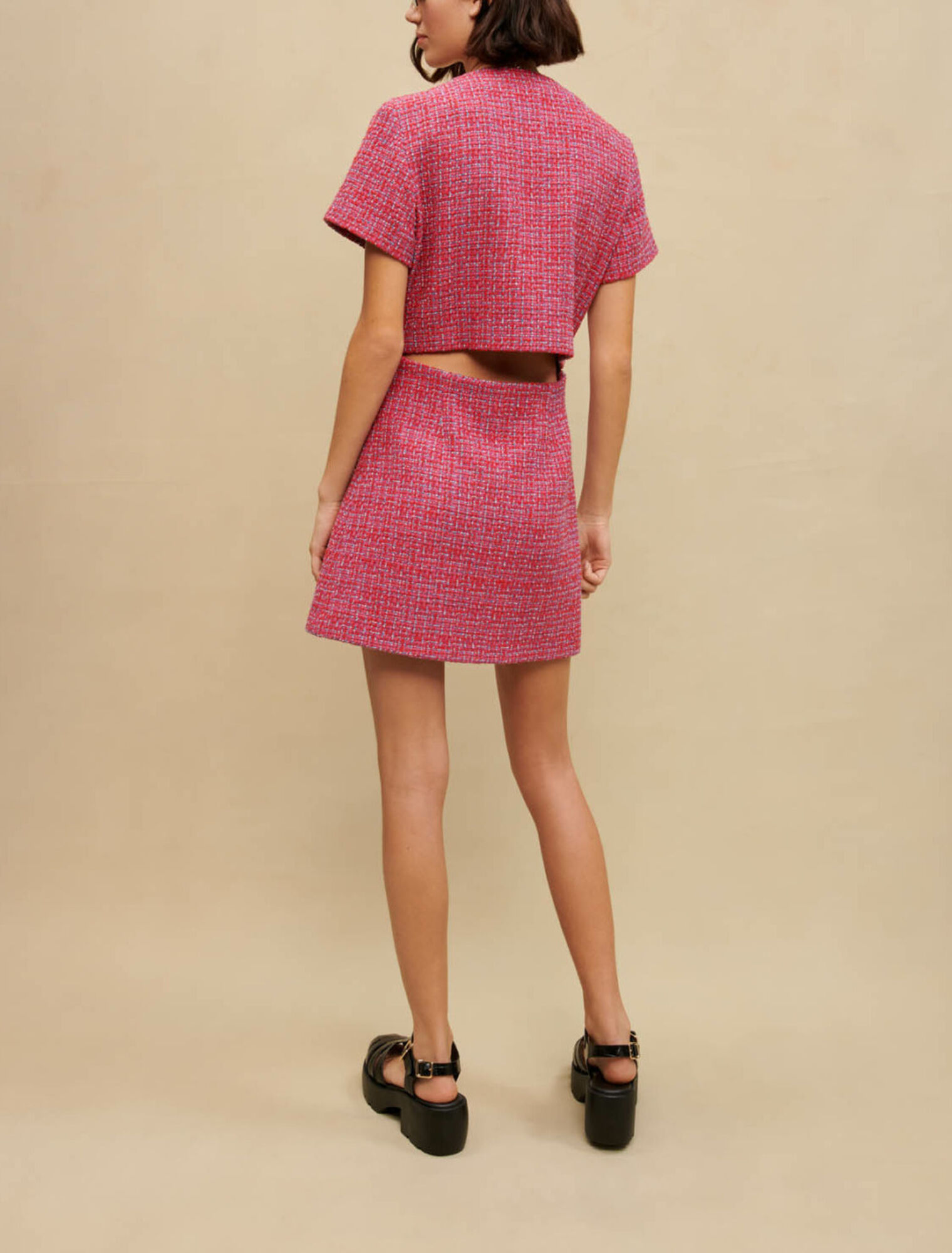 Robe courte en tweed dos ouvert