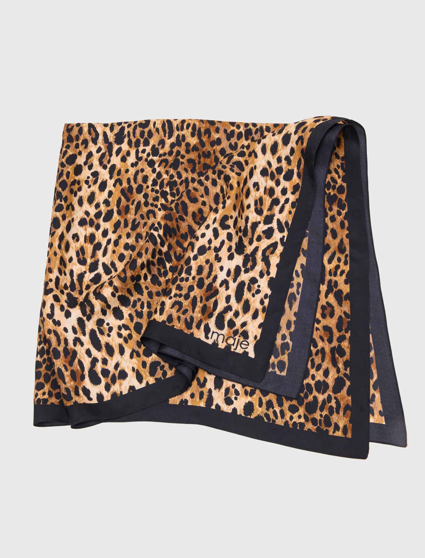 小物 Supreme - Leopard Scarf 2015fw Supreme Leopard Scarf (FW15)
