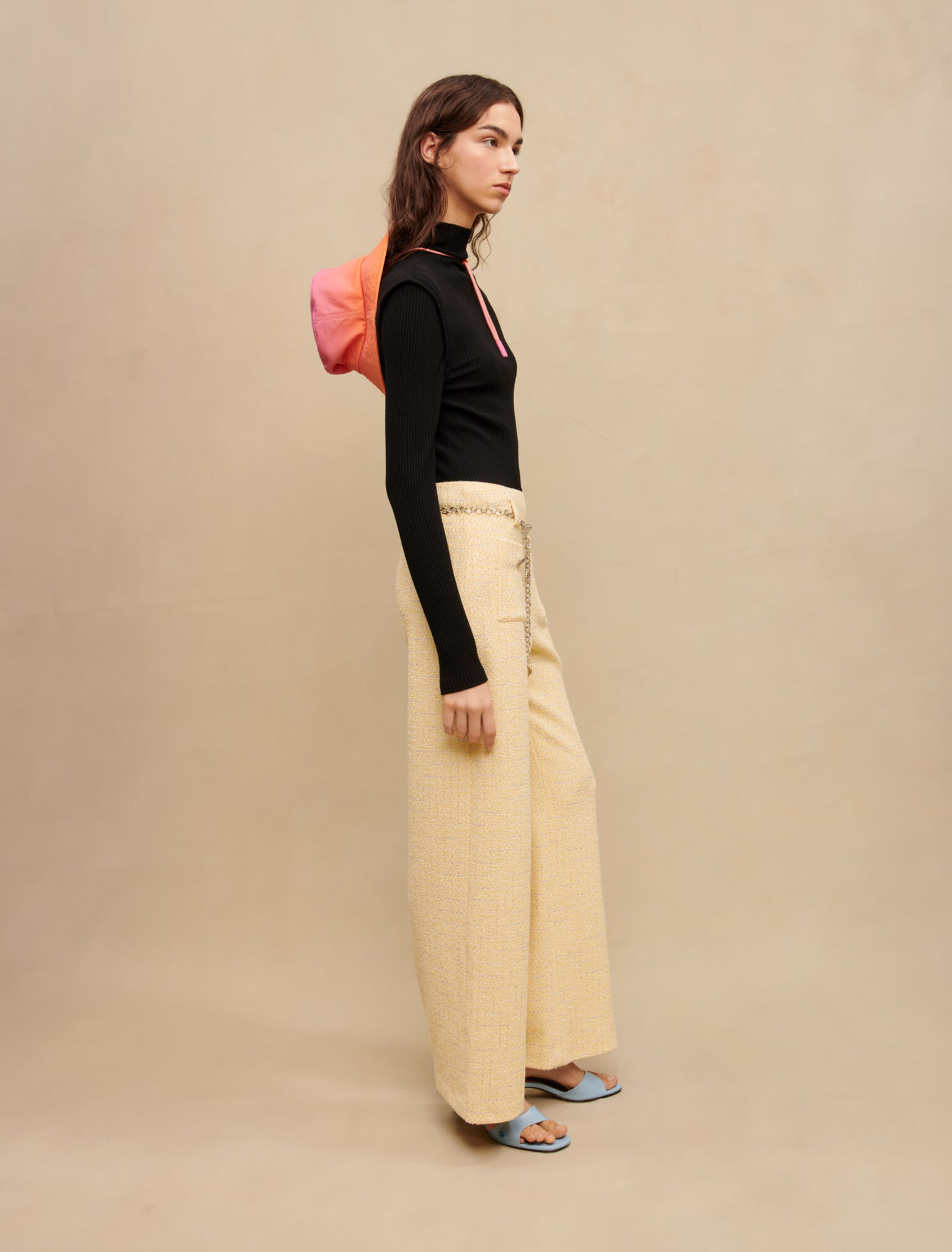 Pantalon ceinturé en tweed jaune