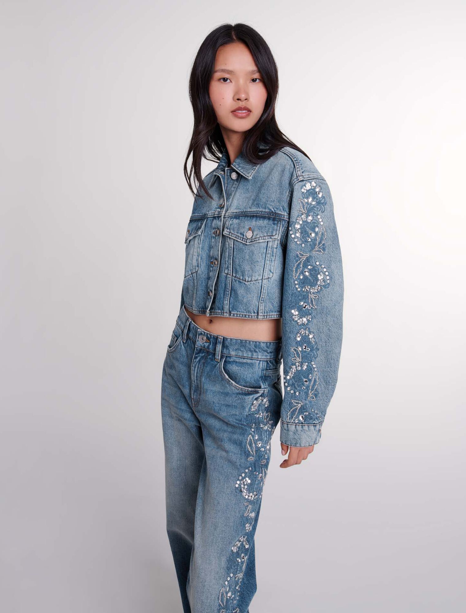Blouson en denim brodé 