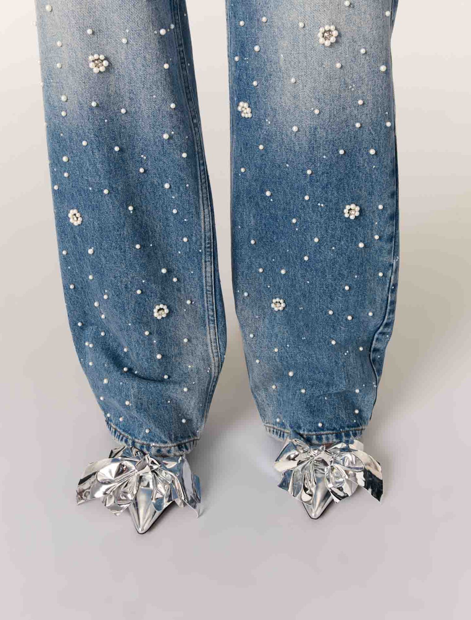 Escarpins en cuir et détail nœud