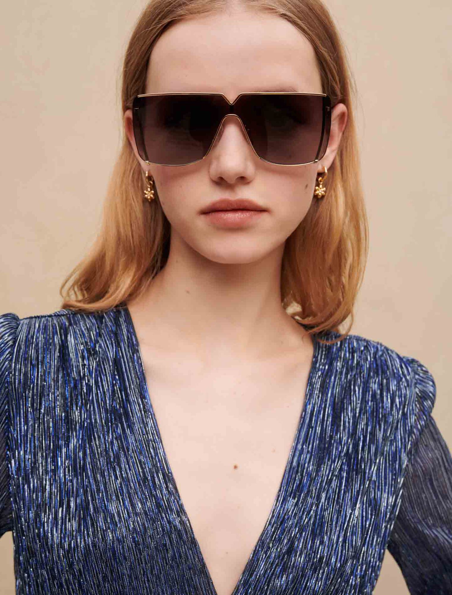Robe à volants en lurex stretch