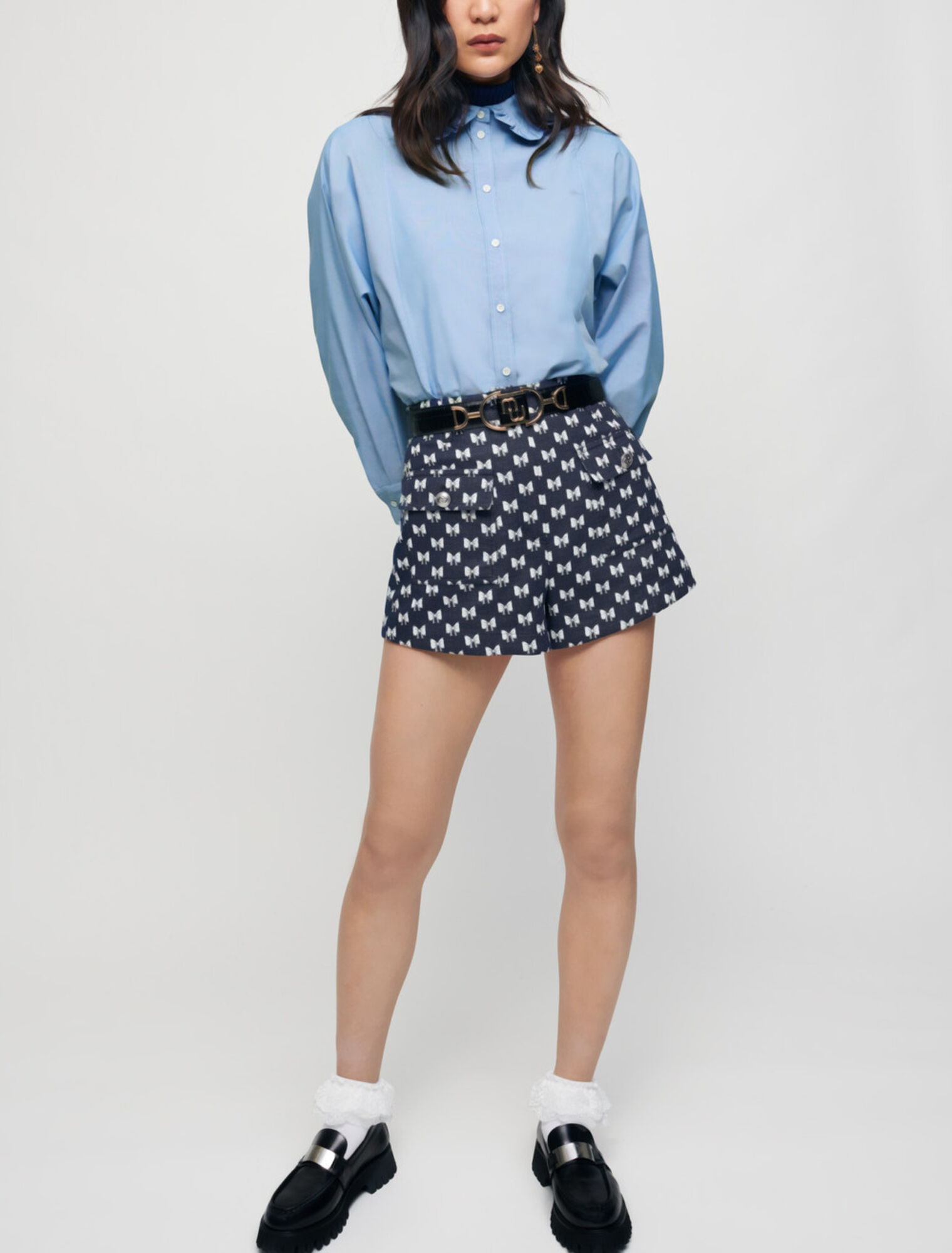 Jacquard shorts with bow pattern