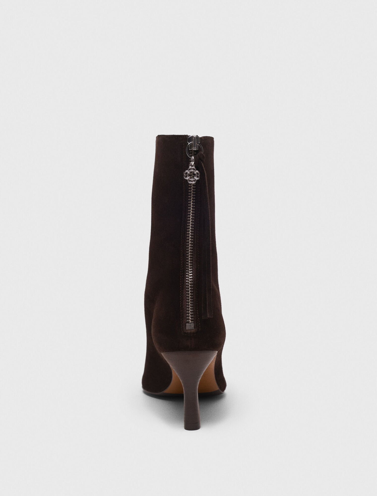 Zipped suede ankle boots