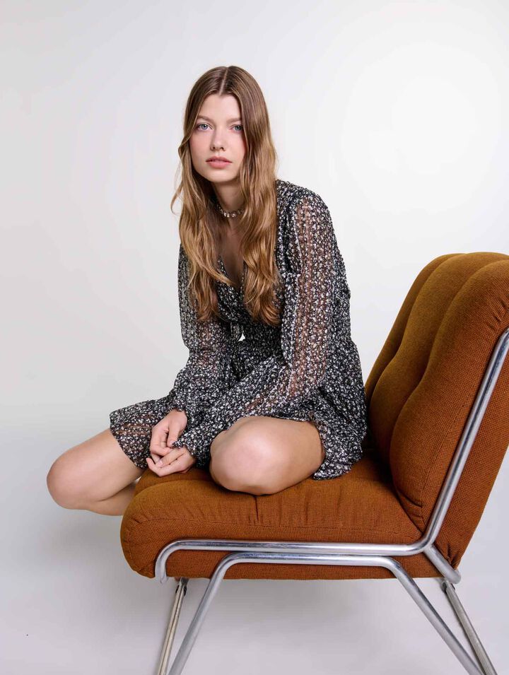 Robe courte &eacute;vas&eacute;e