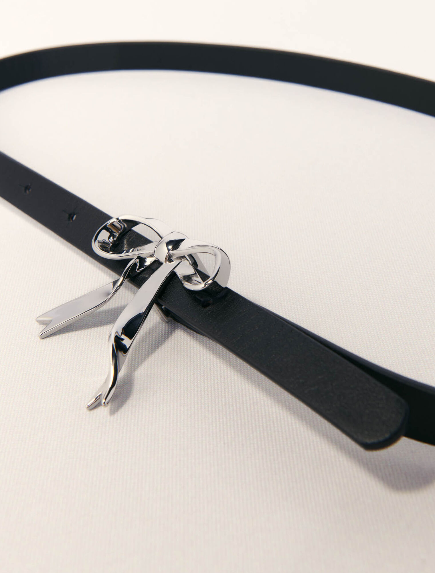 Ceinture noeud fine en cuir