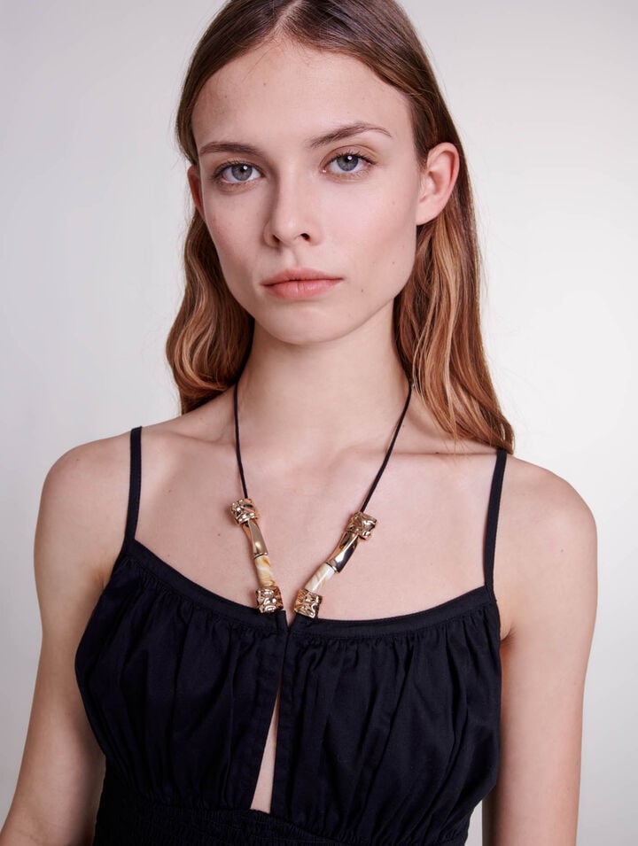 Robe à liens perlés