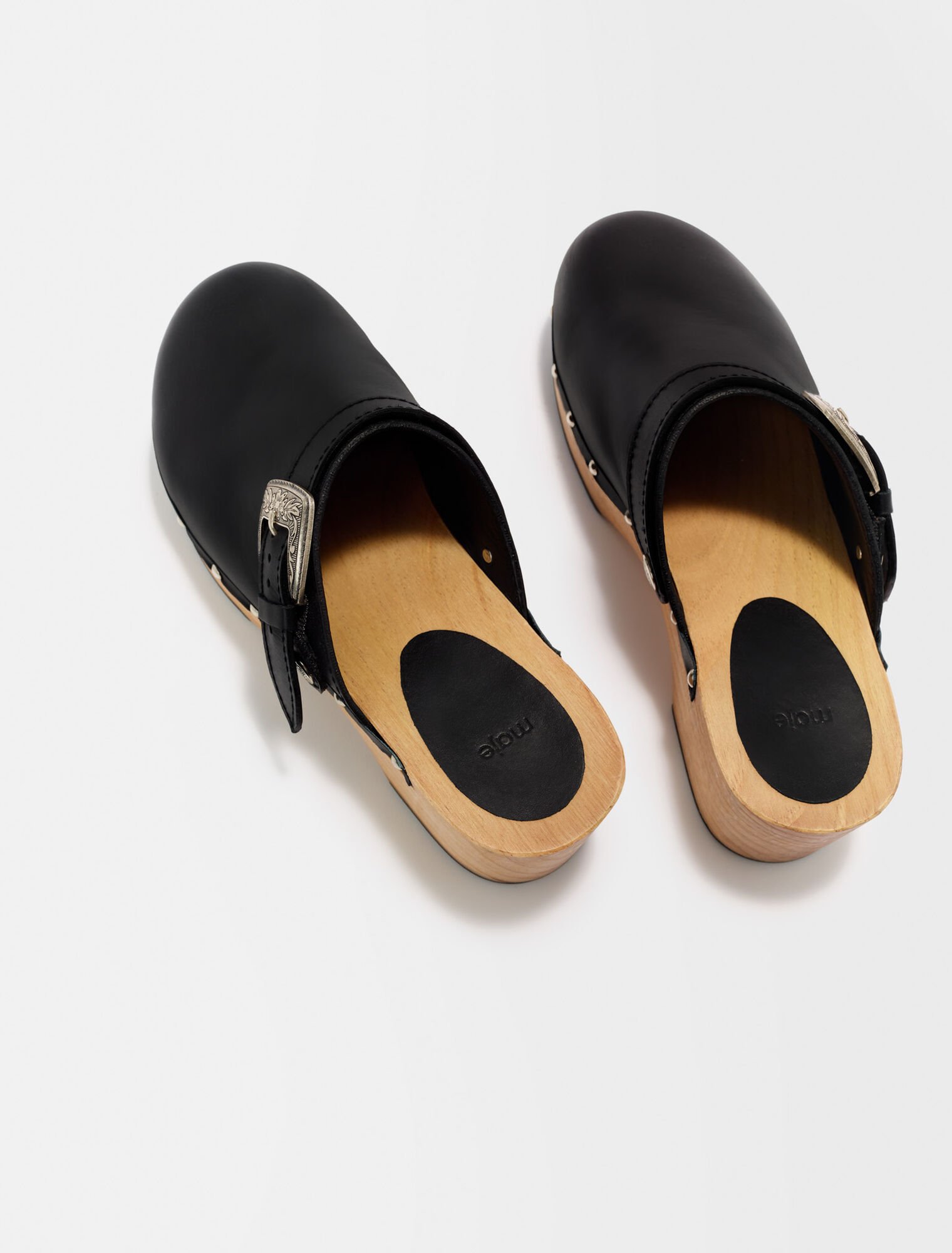 Leather clogs