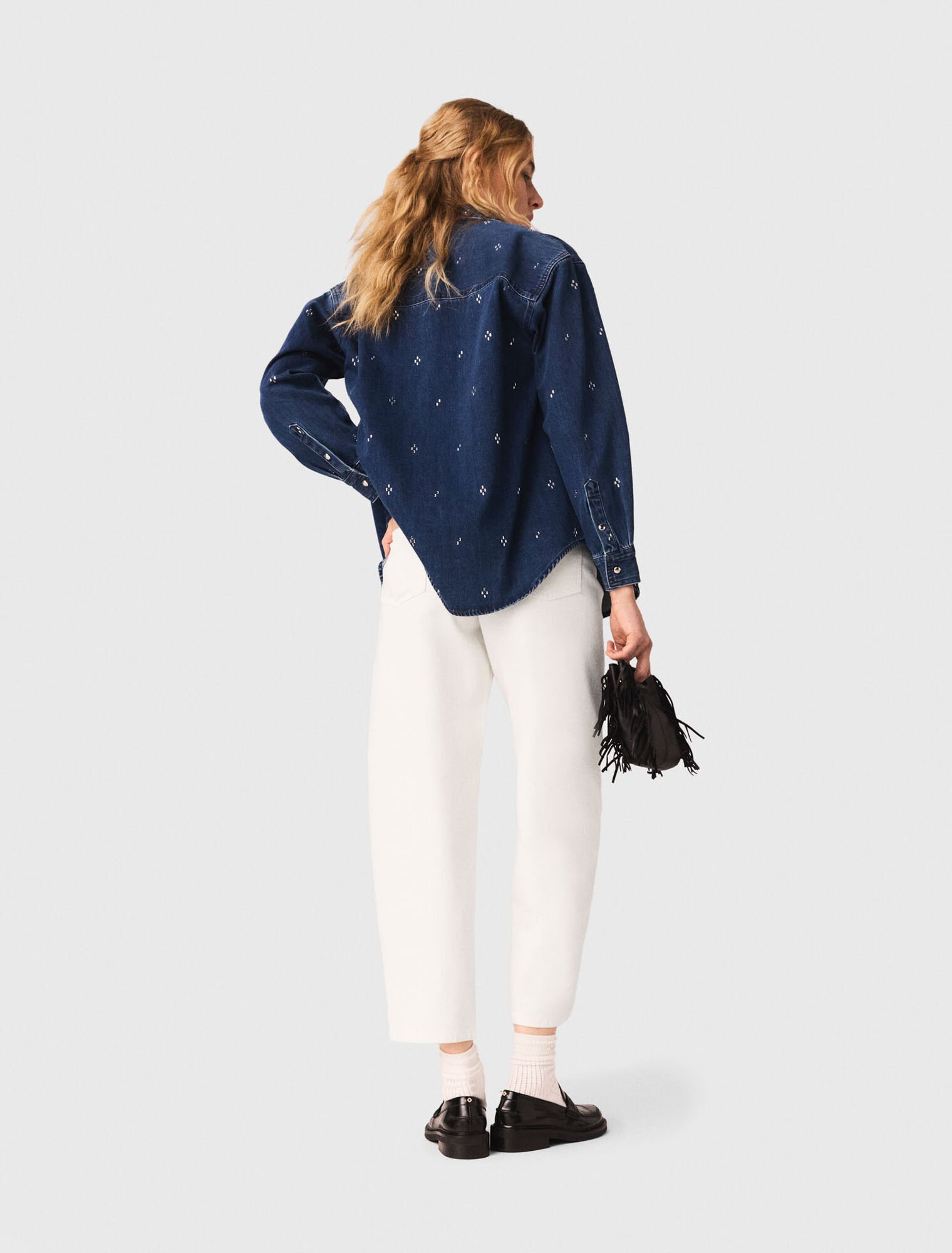 Chemise en denim strass&eacute;