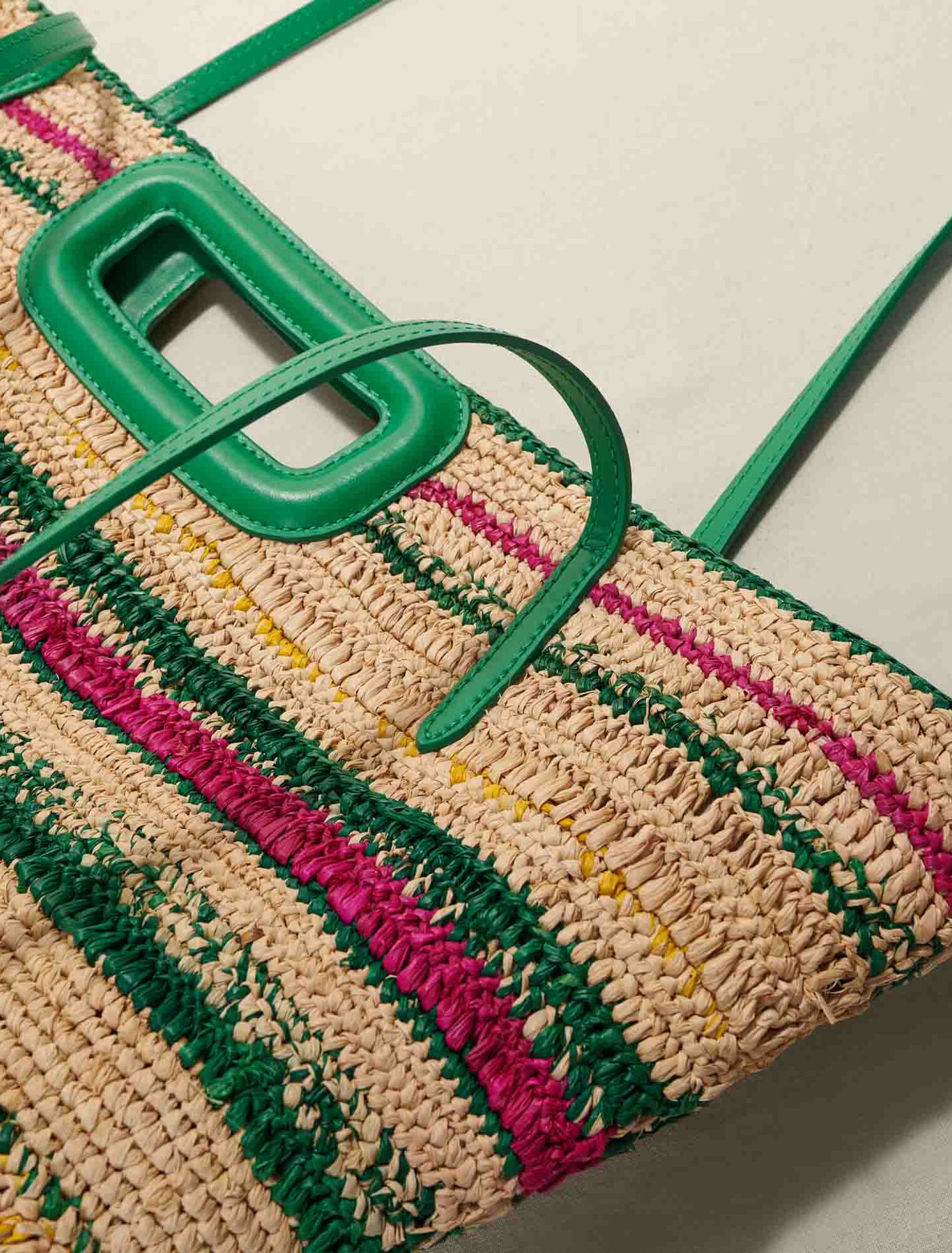 Panier rayé en raphia