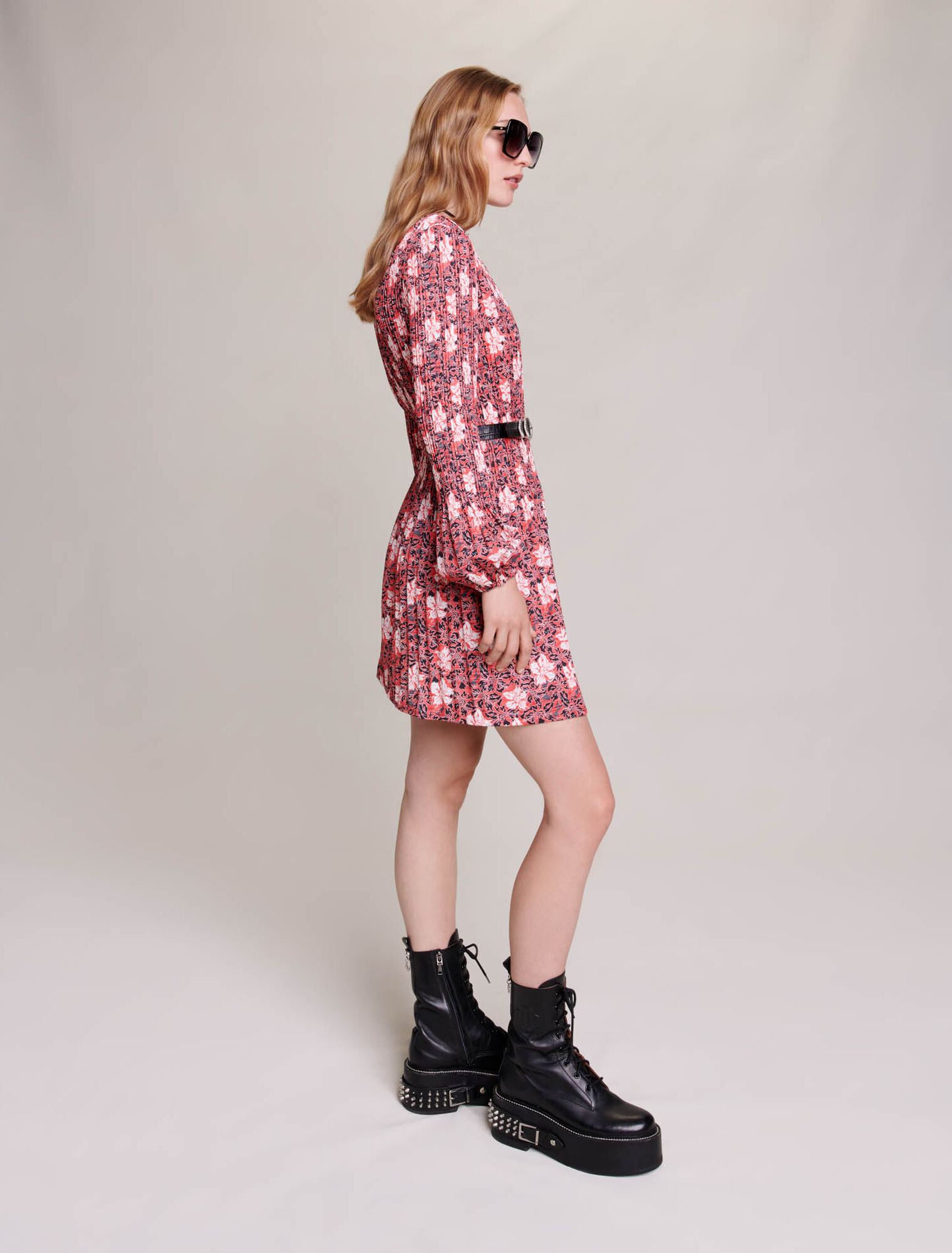 Robe courte à fleurs