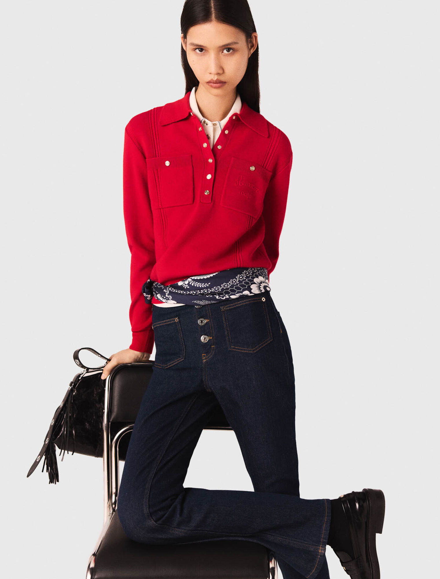 Polo collar sweater with embroidery