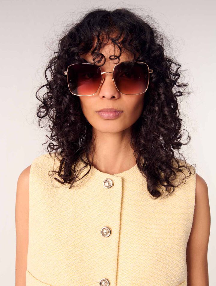 Tweed sleeveless jacket 