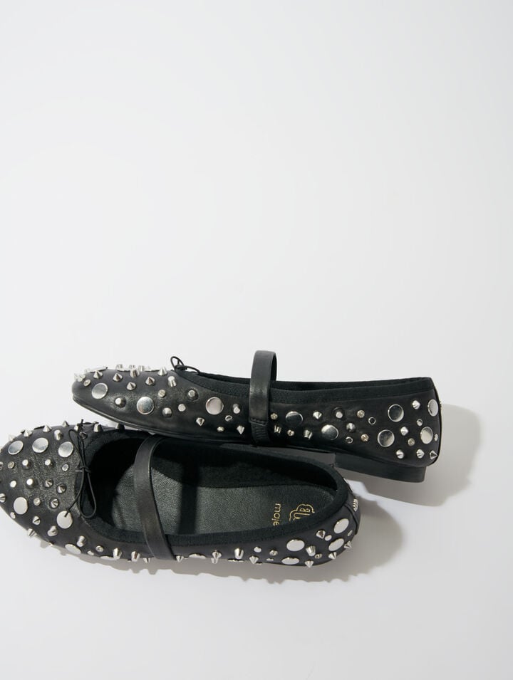 Ballerines à studs argentés