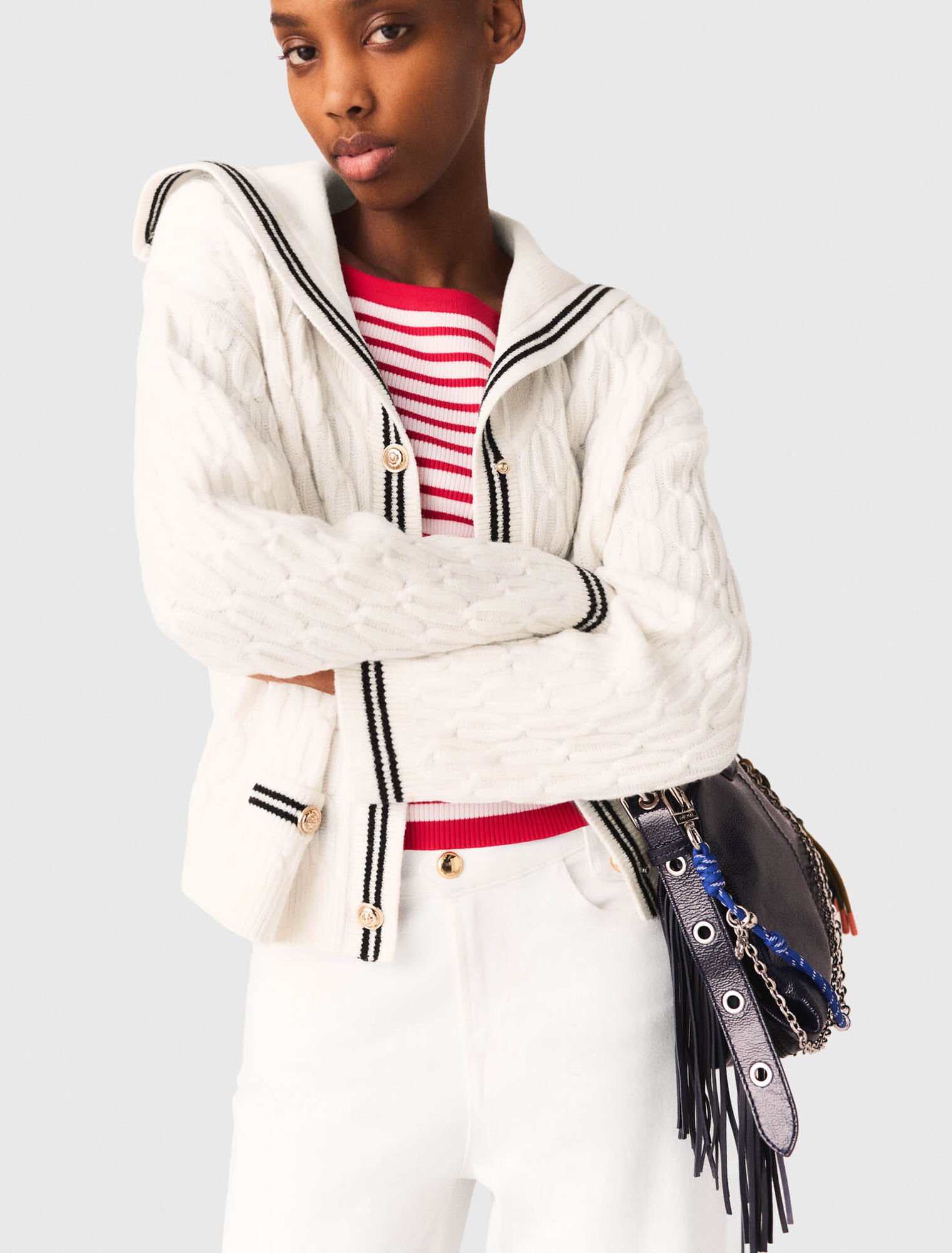 Cardigan torsad&eacute; avec col bateau