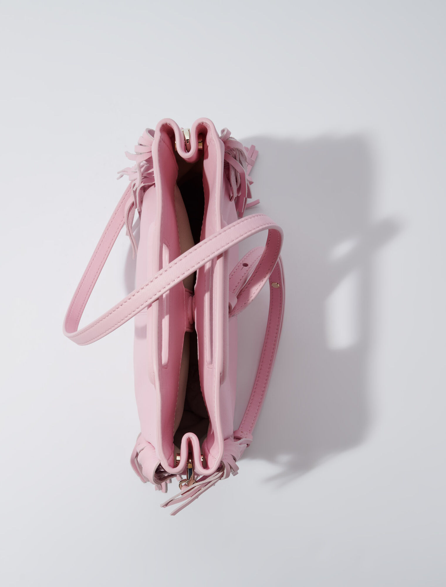 Smooth leather M bag with fringing