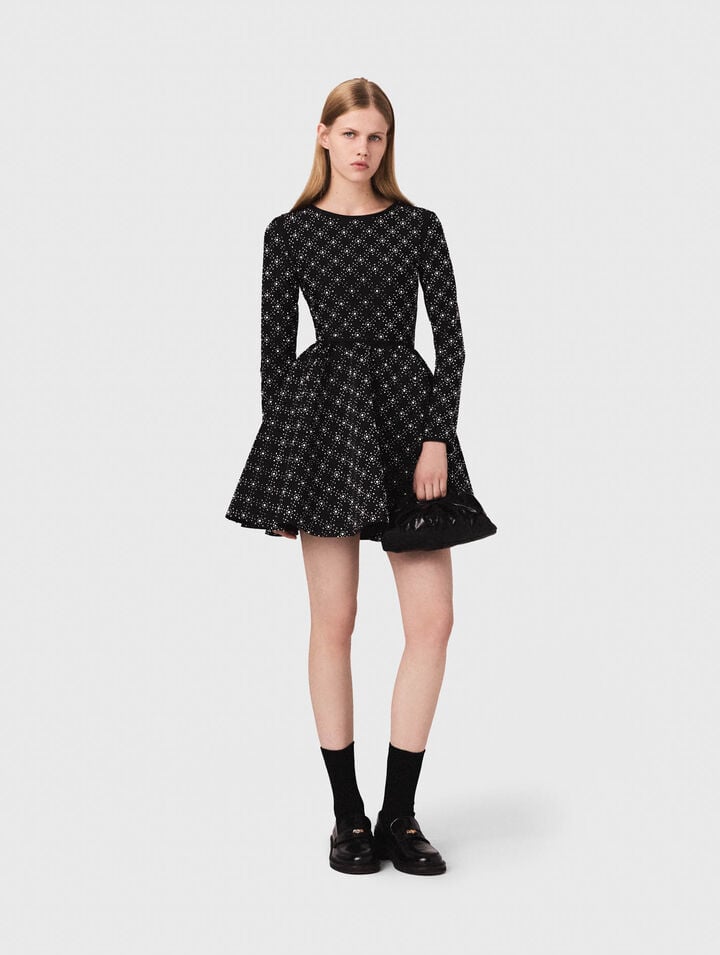 Robe patineuse à perles et strass